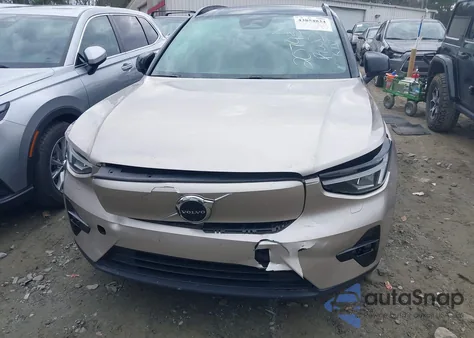 2023 Volvo Xc40 Recharge Pure Electric Twin Plus z USA, uszkodzony, nr VIN YV4ED3UW2P2070931